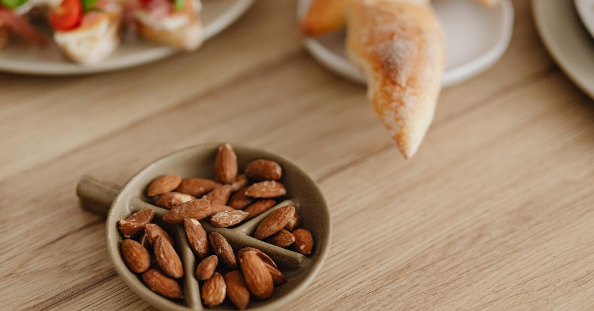 Image pour l'article Amandes bienfaits : les 10 vertus de ce fruit à coque