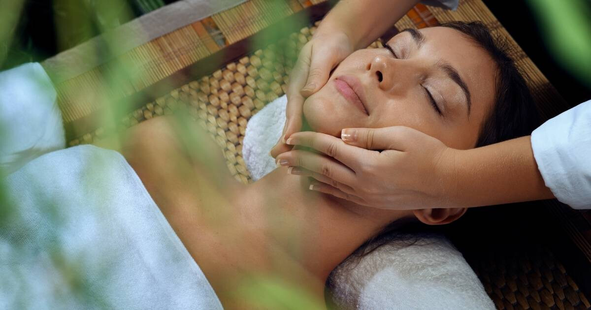 Article Massage énergétique : le secret millénaire qui transforme votre énergie en 60 minutes