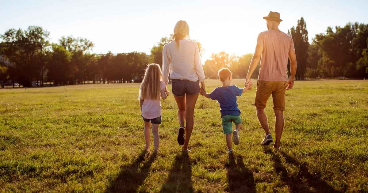 Article Thérapie transgénérationnelle : la méthode qui dévoile vos mémoires familiales cachées